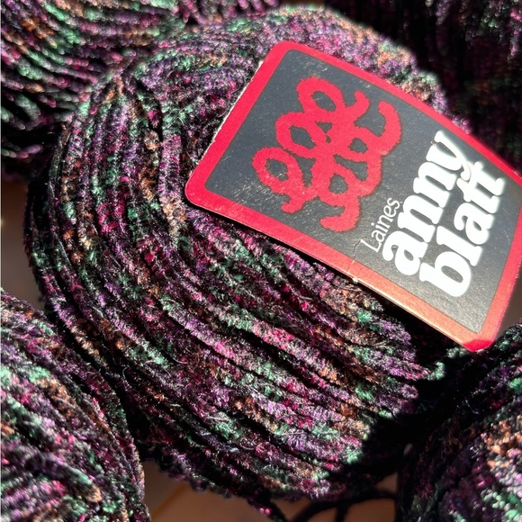 Multicolor Yarn Bundle - Picture 2 of 9